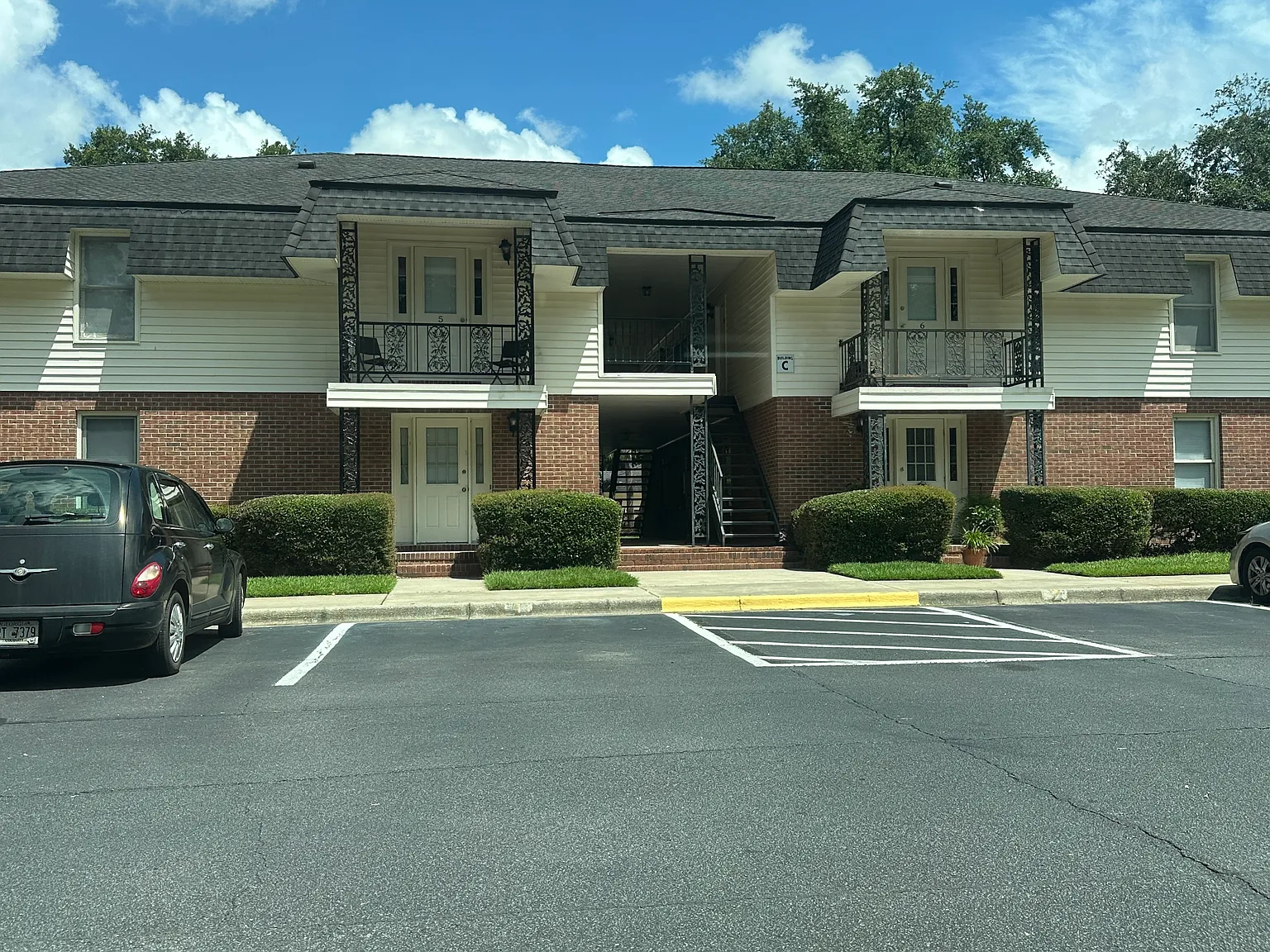 Georgetown — Photo 1