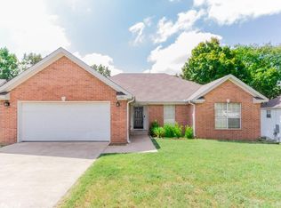 11703 Shady Ridge Dr, Little Rock, AR 72211