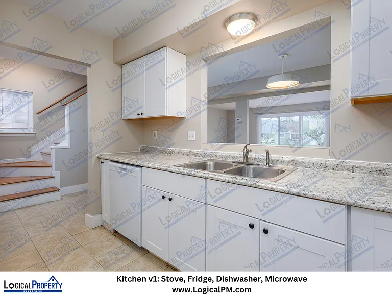 5844 Niles Dr — Photo 2