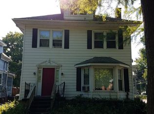 1934 S 4th St, Springfield, IL 62703