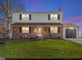154 Wagon Wheel Rd, Norristown, PA 19403