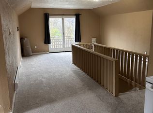 528 Millers Run Rd APT 6, Morgan, PA 15064