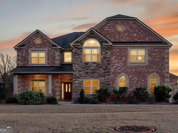 160 Elysian Dr, Fayetteville, GA 30214