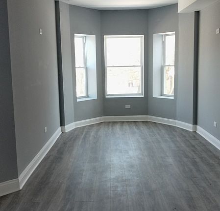 2nd image of 1922 S Kedzie Ave #1