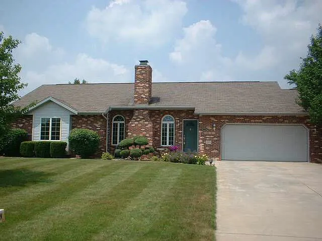 2342 S Tally Ho Cir photo 1