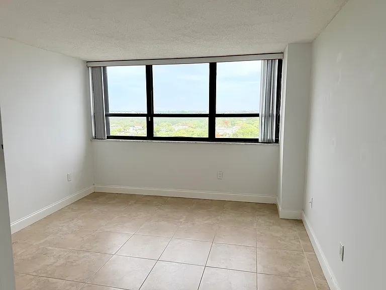 5600 N Flagler Dr #1203 — Photo 15