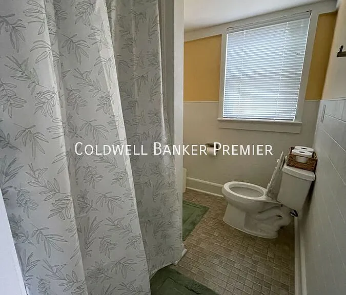 42B Delaware Ave — Photo 12