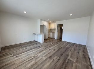 201 10th St APT 15, Huntington Beach, CA 92648