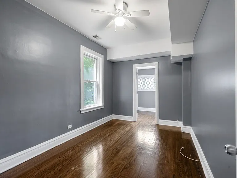 8222 S Maryland Ave #3 — Photo 12