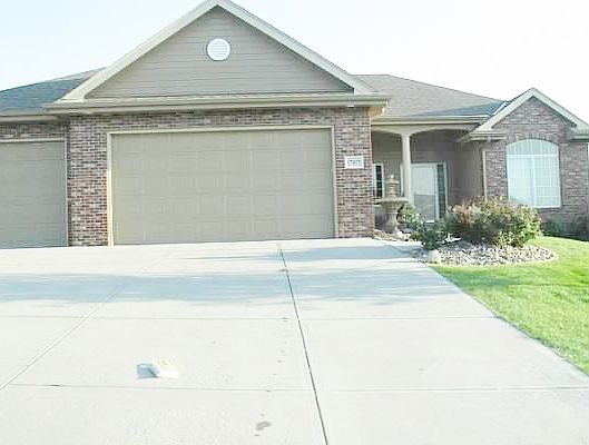 C:\Users\Ryan\SkyDrive\House Rentals\Omaha\17017 Erksin\399_