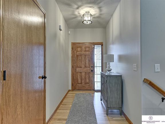 4th image of 17217 S St