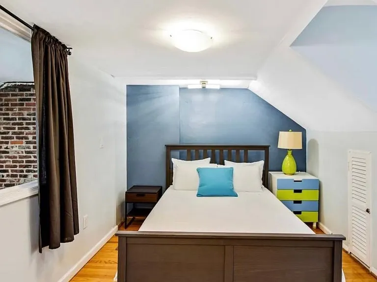 423 S 13th St #3 — Photo 36