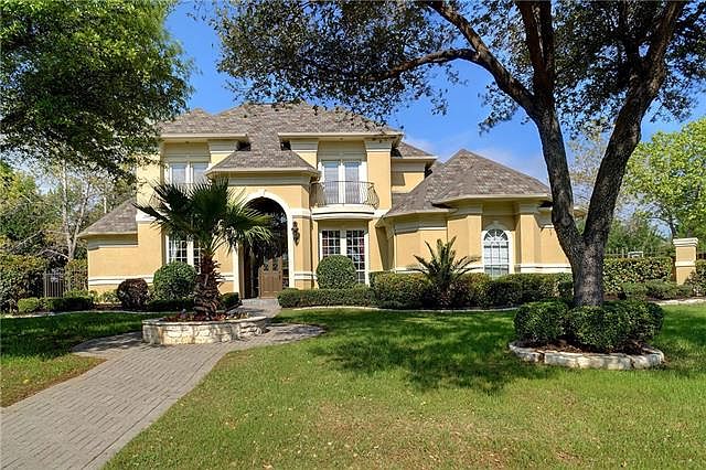 1st image of 1002 Dominion Dr