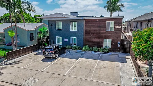 4474 Winona Ave Photo 1
