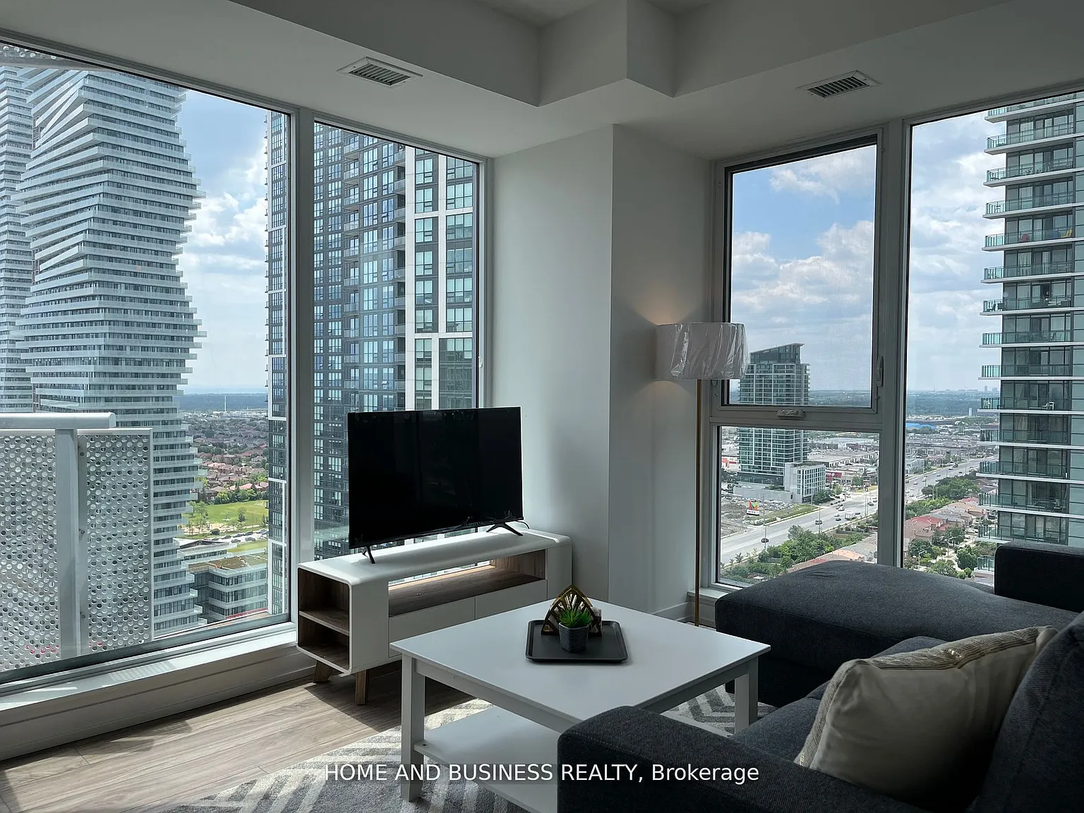 2 bed, $3,500 — Photo 2