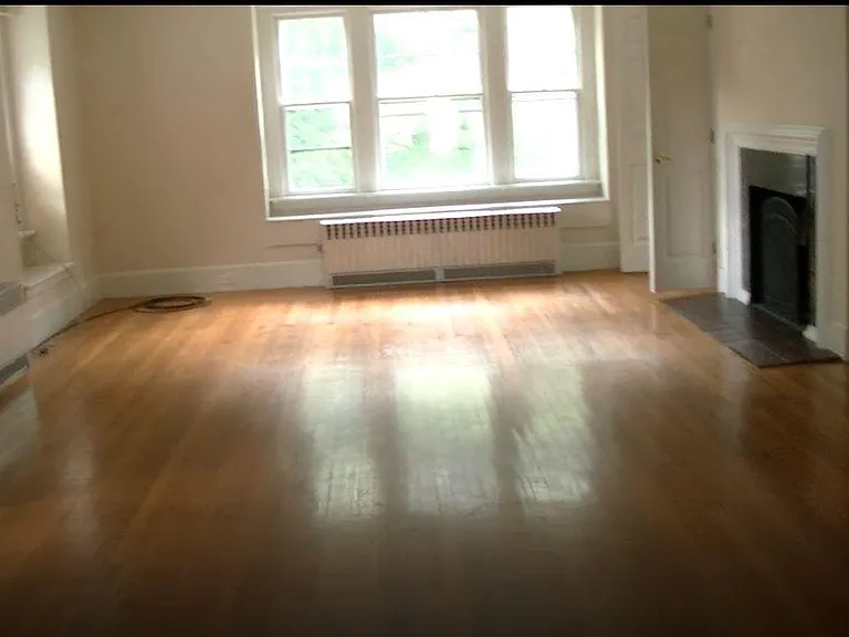 962 Granby Rd #2L — Photo 5