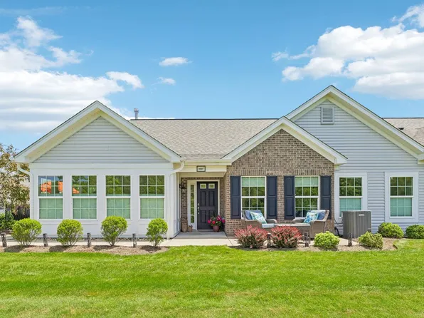 3007 Yorkshire Way, Zelienople, PA 16063