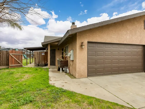 1418 Harris Ct, Fowler, CA 93625