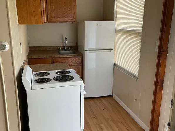 537-541 Baldwin St, 537-541 Baldwin St #11, Meadville, PA 16335