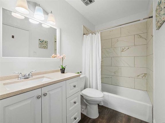4th image of 78 Conway Cove Dr