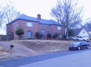 8391 Walnut Tree Dr, Cordova, TN 38018