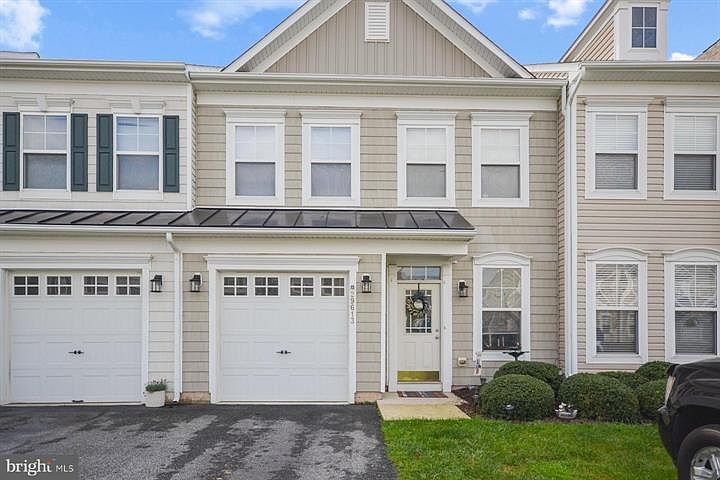 1st image of 29613 Cobblestone Way