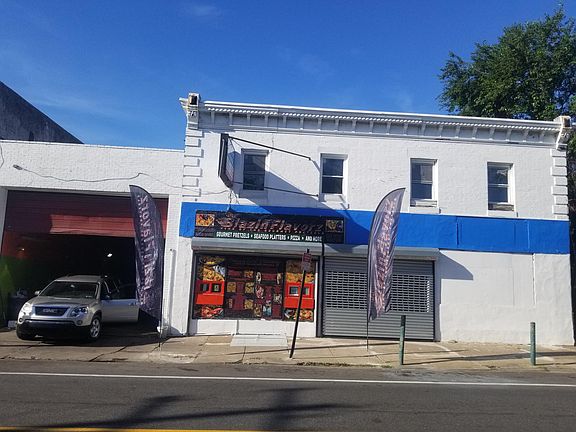 2nd image of 532 W Olney Ave