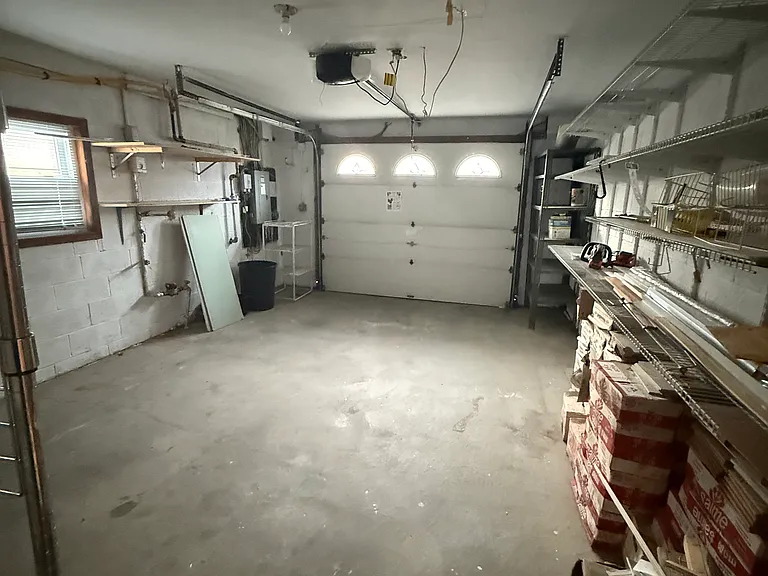 Attached Garage