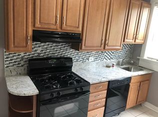 1369 McCausland Ave APT 2S, Saint Louis, MO 63117