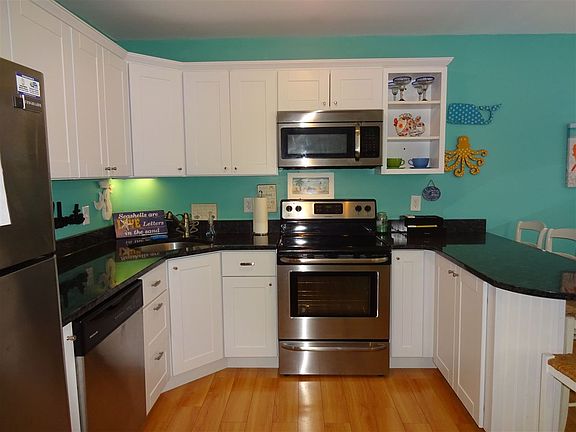 4th image of 1138 Central Ave APT 2