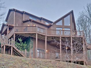 512 Rustic Barn Trl, Morganton, GA 30560