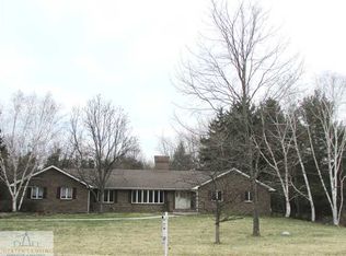 110 Wind N Wood Dr, Okemos, MI