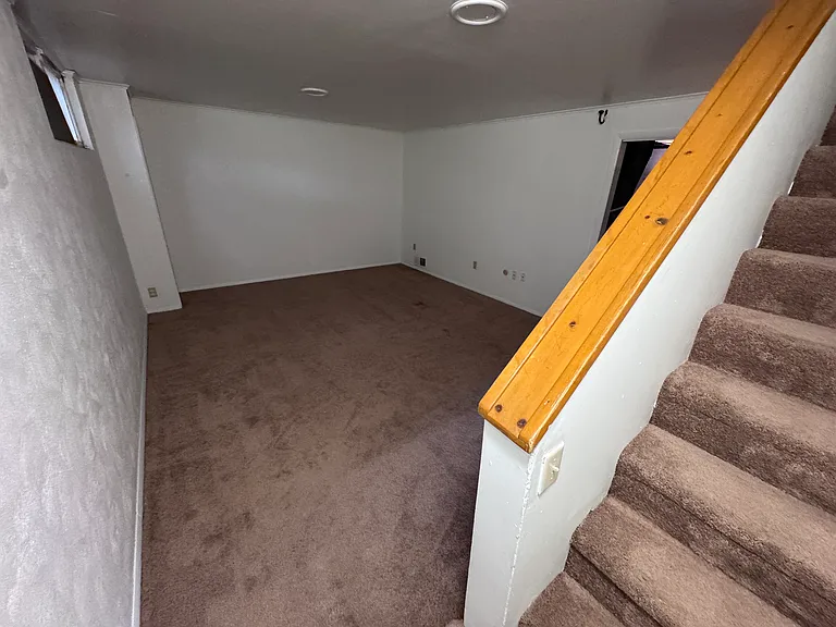 618 N Terrace Dr — Photo 5