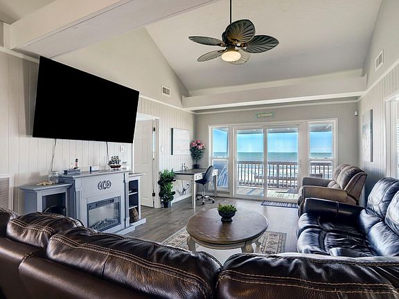 2nd image of 814 Beach Dr