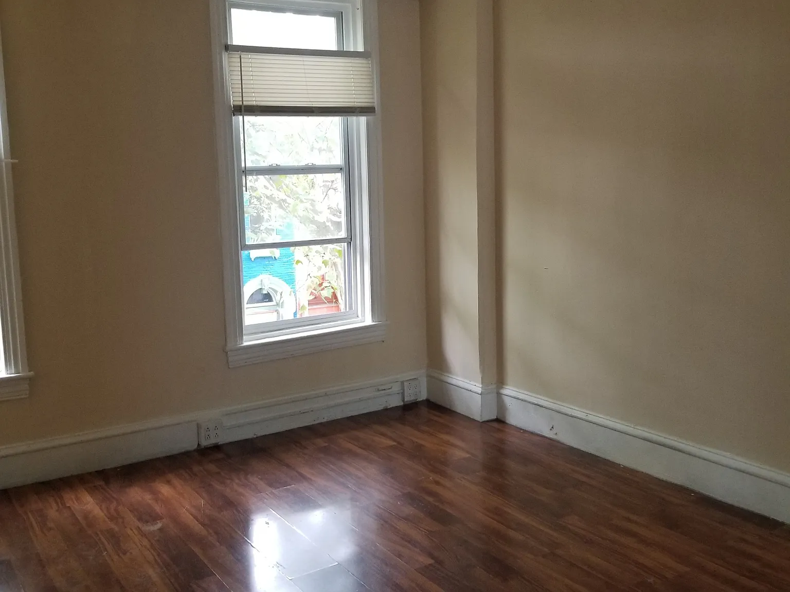 336 N 6th St - 3 — Photo 2
