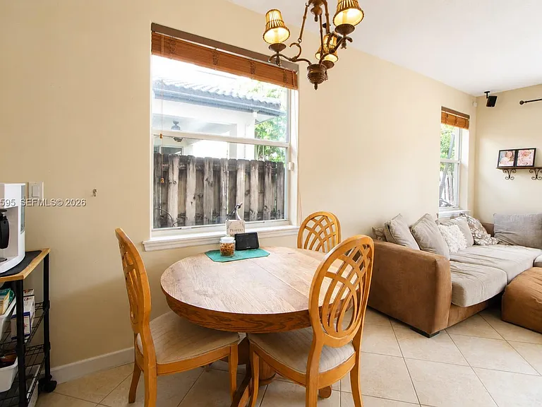 13989 SW 155th Ter — Photo 13