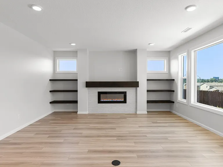 1524 W 14th Ave — Photo 16