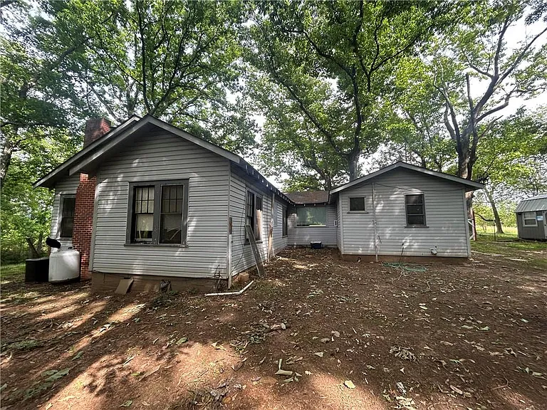 52 Northside Dr — Photo 5