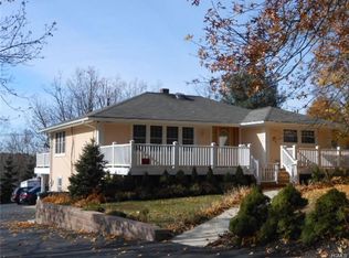 215 Bakertown Rd, Highland Mills, NY 10930
