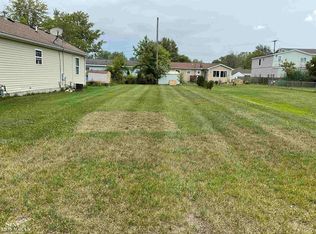 114 Roselawn St, Algonac, MI 48001