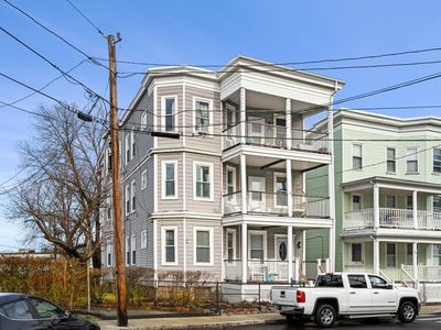 25 Somerset Ave APT 2, Winthrop, MA, 02152