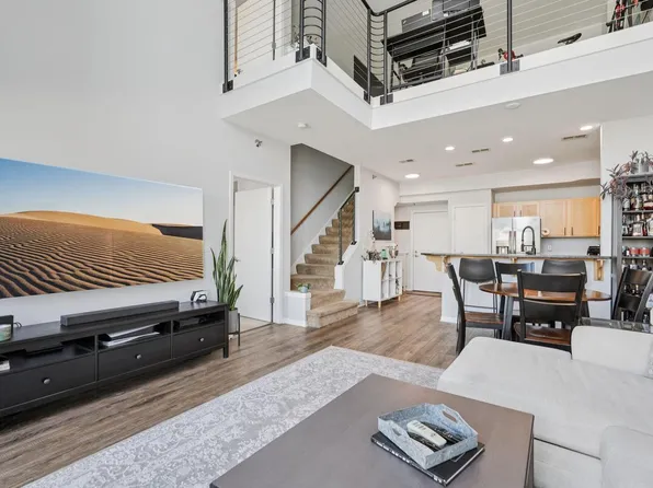 2121 South Kinnickinnic AVENUE #105, Milwaukee, WI 53207