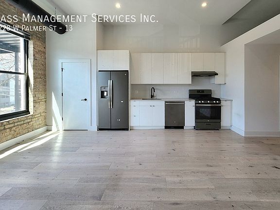 4th image of 3228 W Palmer St #13