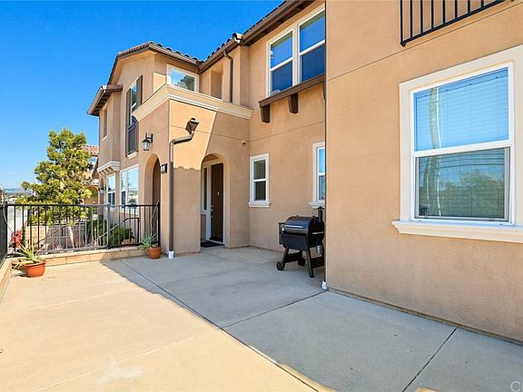 5th image of 2428 S Fremont Ave Unit 5