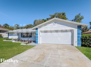 7033 Crestlake Dr, Orlando, FL 32819