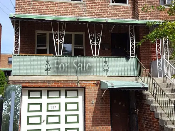 922 E 226th St, Bronx, NY 10466