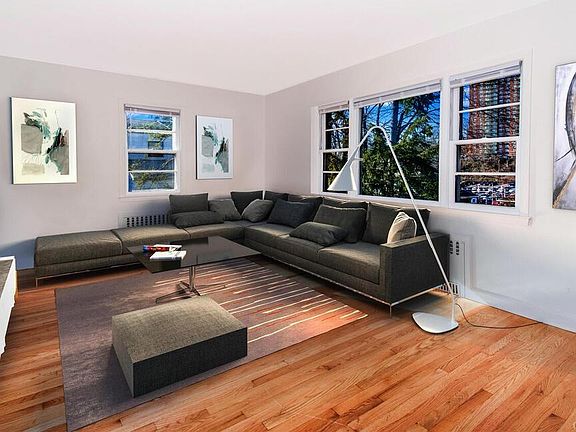 3rd image of 74 Helena Ave