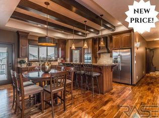 1312 S Wheatland Ave, Sioux Falls, SD 57106