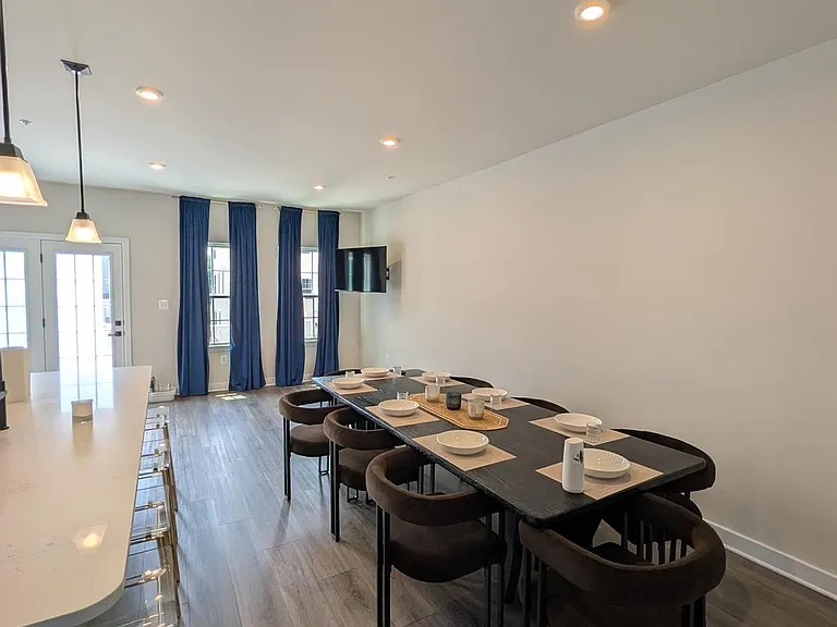 16141 Meadow Glenn Dr — Photo 8