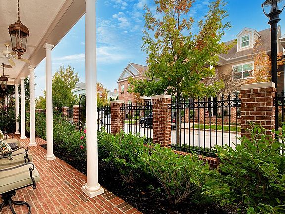4th image of 2611 Admiralty Bend Ln